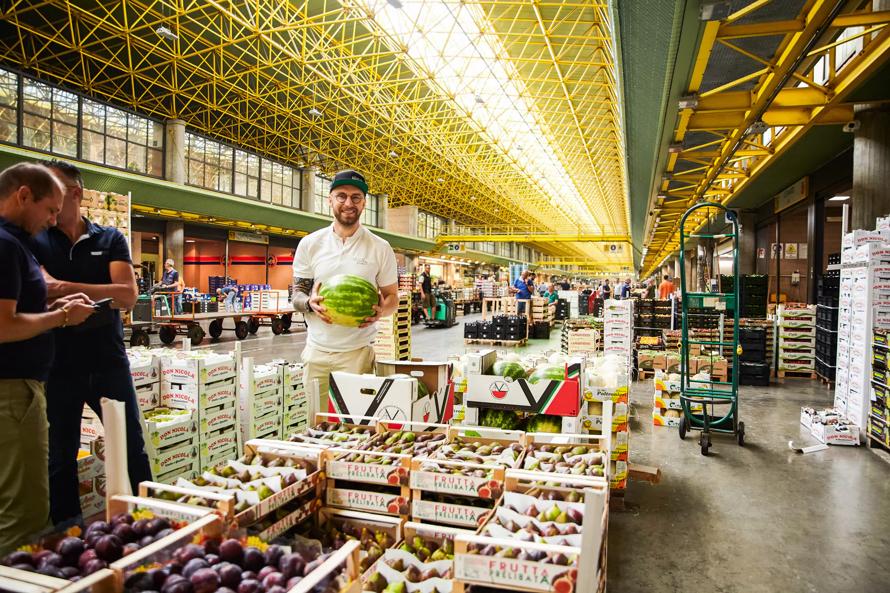 Häusler Frischeservice zu Besuch auf dem Großmarkt in Verona: Einblicke in frische Produkte, regionale Händler und italienische Lebensmittelqualität